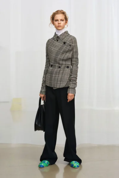 Look 34